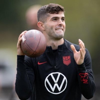 INotsad9's profile picture. uncio amore sei @acmilan