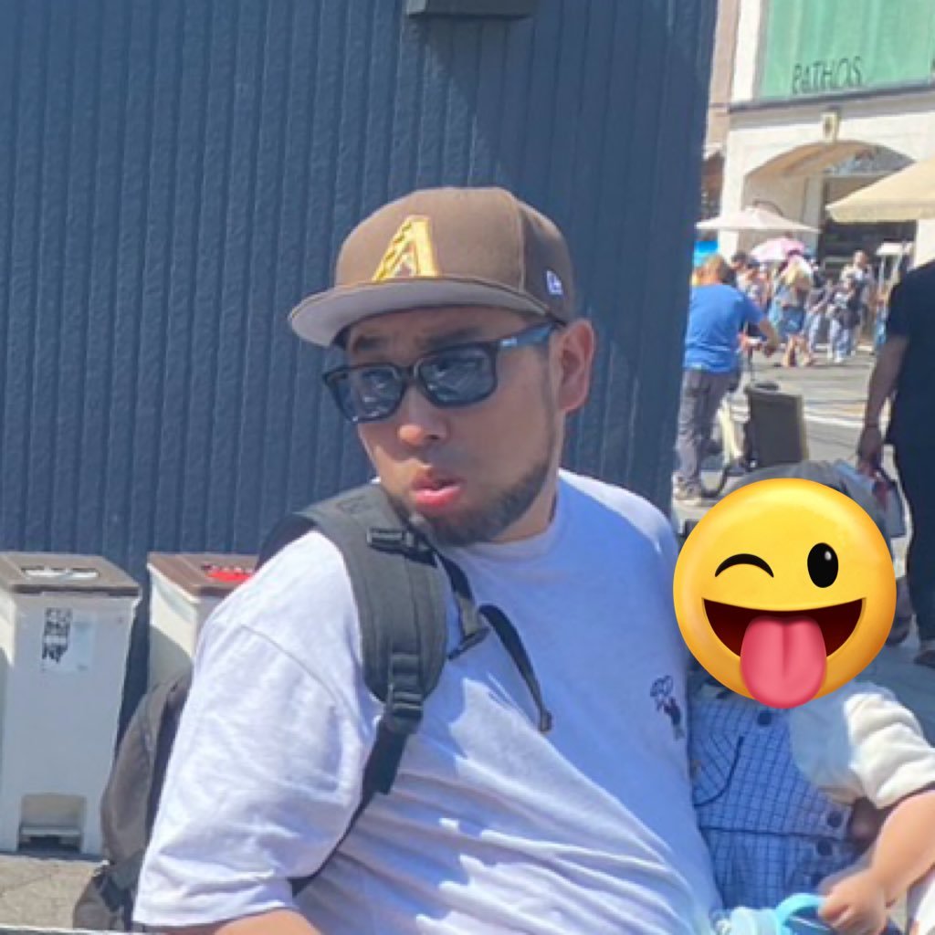 urureira's profile picture. 