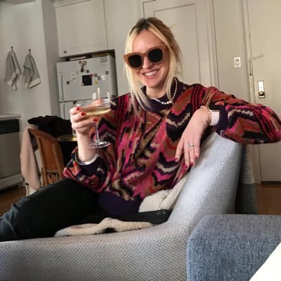 corthreadgoode's profile picture. xoxo. corinne. controller of stingray army apparently. sometimes i look like february. made noah wyle blush once.