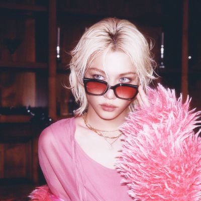 _LivLiilly's profile picture. RedbubbleArtist☆Stay
2001| 23yo 

🇧🇷/🇺🇸
She/Her ♀️ Ela/Dela