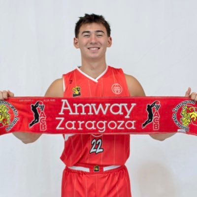 JonathanZhao22's profile picture. professional basketball player🙌              insta: j.zhao22