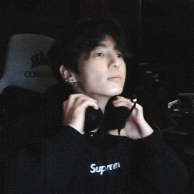 thvsbinibini's profile picture. 