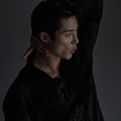 couturefolio's profile picture. 