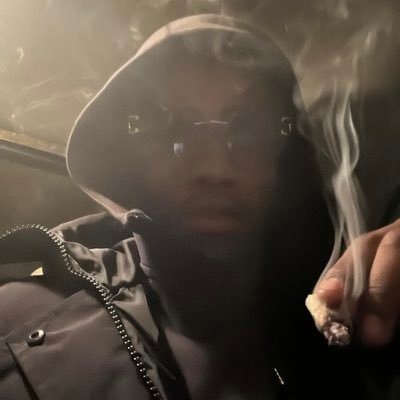 woedawg23's profile picture. 