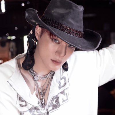 veineos's profile picture. for taeyong, jaehyun, jeno, mark, haechan, yushi, and riku