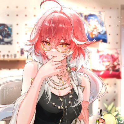 moonfani_'s profile picture. 