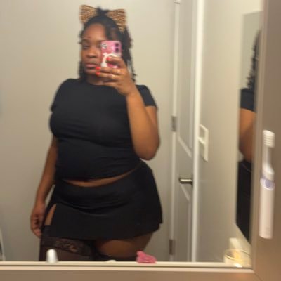 chickenOVAthots's profile picture. libra | 1 8 9 6 | tsu alum