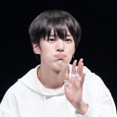 _mygo5rae's profile picture. 혁콜렉터