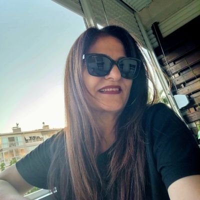 AlpanArzu's profile picture. Yaş sadece bir sayıdır, olgunluk senin tercihin..!! 
Kitap 📚 / Siyasetten uzak/👉TSMüziği 🎶☕🍭/ Balık♓/ GS 💛❤️/İz〽️ir