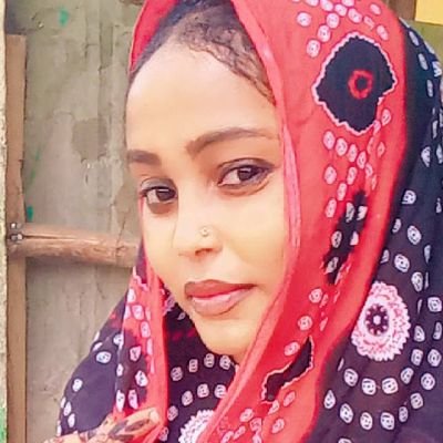 AminAhm25819073's profile picture. There are two sides to every story and then there is the truth