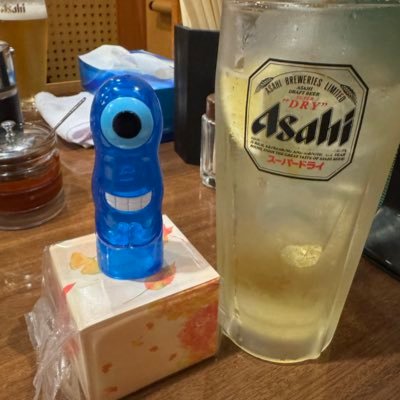 CxUyo's profile picture. ソフビ（真頭玩具）／奥浩哉（特にGANTZ）／映画／広告デザイン／ボイトレ・カラオケ（現在声帯の治療中😢）／筋トレ／自営業・フリーランス／ソフビ好きな方はフォローお願いします😆