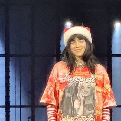 snowyeilish's profile picture. seen billie x1 / | hte defender | #1 christmasillie lover | wicked | judy garland 4ever