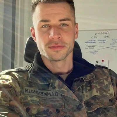 CaptainMau38123's profile picture. ⚓Captain & Explorer 
🌍Travel | lifestyle 
📩 connect @capitanomo .com
✨official private TikTok account :capitanomauice🎖️🎖️🎖️🇩🇪