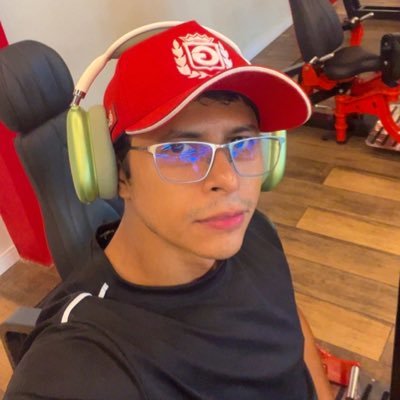 pllayer7's profile picture. fuck u (foque em você) #amazonense #garantido #gaymer 🙂‍↔️ #nerd #📚