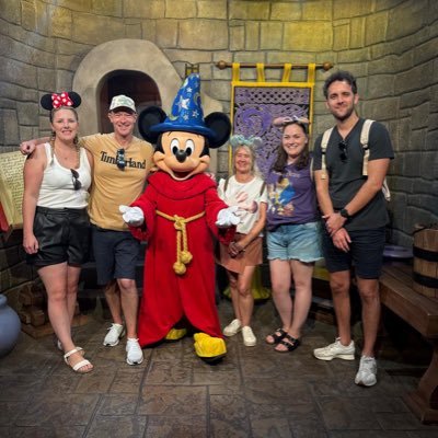 seniorming1969's profile picture. 54/195 countries & 37/50 states 🇺🇸, OAP, yogi, cowboy, vegetable gardener, vinyl collector, live music