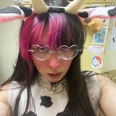 TitaniaVictorya's profile picture. Solve et Coagula ⛧ • Aqui para divulgar meu job e me exibir • Trampando pra ajudar nos gastos da vida e faculdade de Medicina • 🔗 Link abaixo 🍆✨🍑