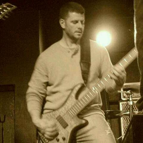 Bassist for Greenbelt Parkway