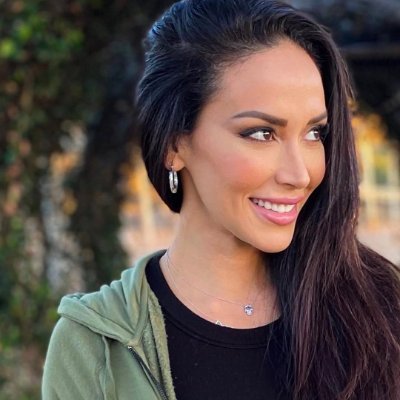 LolaDiaz0's profile picture. Beauty and skincare are my career 💆‍♀️✨, fitness and running are my passion 💪🏃‍♀️, and daily walks and spending time with my pets 🐾 keep me healthy and ener