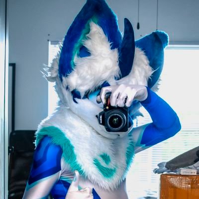 CookieNCreamAD's profile picture. CW 18+ || Smooth & Zentai Dragon

Main: @TheSgt_Husky