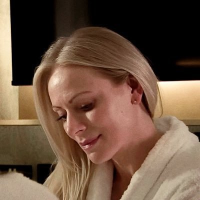 wlwpls's profile picture. tragedy enjoyer. also xenomania reinvented pop music if anyone’s asking.