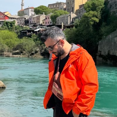 hekimyurek's profile picture. //Mühendis// “People come and go, that's life.”