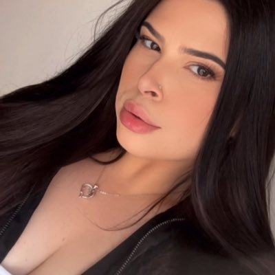 kimbruhlly's profile picture. ∞༺༻✧