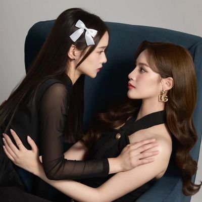 88Mineira's profile picture. Together, we're so toxic
But your love is something I can't lose
They don't know you like I do
Together, we're so toxic
But my life is nothing  🎶🎶

@89sharon1