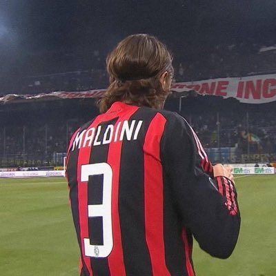 6rb506's profile picture. استغفر الله والحمدلله ولا إله إلا الله والله اكبر ولا حول ولا قوة إلا بالله @Alhilal_FC                        @realmadrid