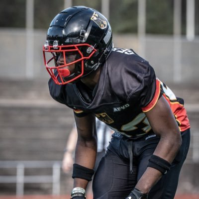 tagba_zihad's profile picture. Schwäbisch Hall Unicorns, national Team |17 ,2008 | 5,11 ft | cb/Class of 2027| email: zihadalitagba48@gmail.com