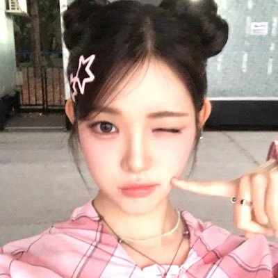 yuhasarchive's profile picture. — for h2h’s main vocal #유하 ⁠ ✮⋆˙