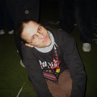 diigamjuu's profile picture. visc de la nostàlgia i estic aprenent a viure