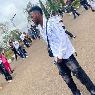 AkinsolaYusuf22's profile picture. 