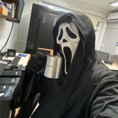 thalessampaiorj's profile picture. 🌴021 🏃🏻Maratonista 🇭🇺 FFC 🎩Cybersecurity 📚Ciência da Computação