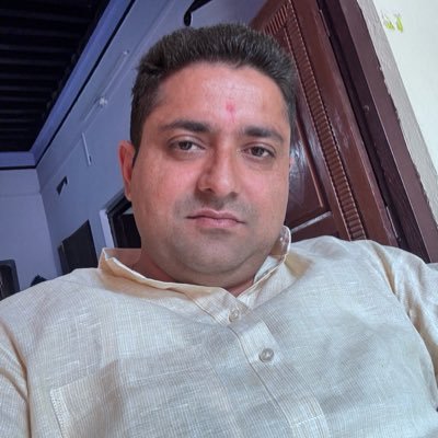 Tyagiravikant12's profile picture. 