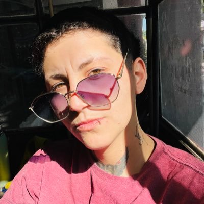 micaeladawson5's profile picture. Hay belleza en las cenizas de un corazón que ardió por lo que amaba 🫴💫 Auxiliar veterinario 🤍