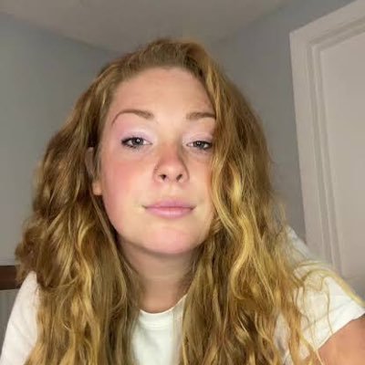 IsabellaWal5150's profile picture. 