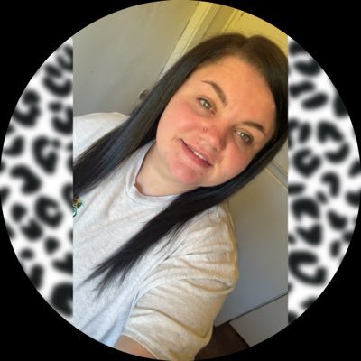 xxxxlacexxxx's profile picture. Act oblivious but pay attention 😌