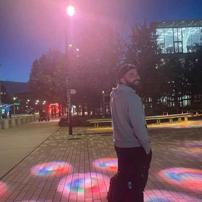 trou2pine_'s profile picture. COD IS LIFE. Pubstompr COD