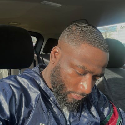 cullygothands's profile picture. 