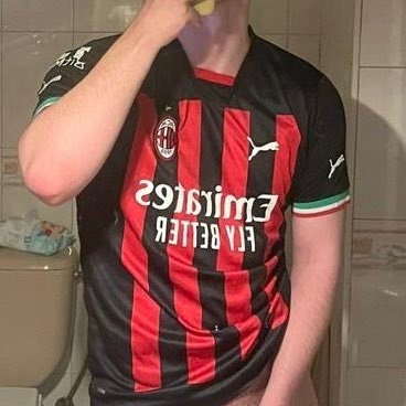 tigas3000's profile picture. homem - 28 - bi - 😈