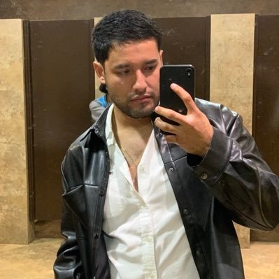 misamisa_el's profile picture. La poesía les puede salvar la vida.