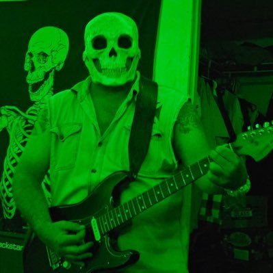 its2damnhot's profile picture. Nothing but the Truth