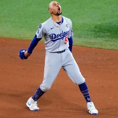 blissfulclaudia's profile picture. Ｋｏｂｅ🤍💙Dodgersgirl💙Mookie 💙🤍𝒞𝒶𝓉𝒸𝒽 𝓂𝑒 𝒶𝓉 𝒟𝑜𝒹𝑔𝑒𝓇 𝓈𝓉𝒶𝒹𝒾𝓊𝓂 🇸🇻🇸🇻