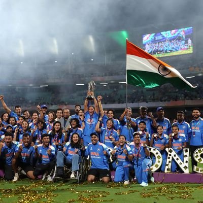 karikalan100's profile picture. நேர்மையான குடி மகனே நேர்மையான அரசை விரும்புவான்.
யாதும் ஊரே யாவரும் கேளிர்.
தேசியமும் தெய்வீகமும் எனது இரு கண்கள்.

I Love Bharat