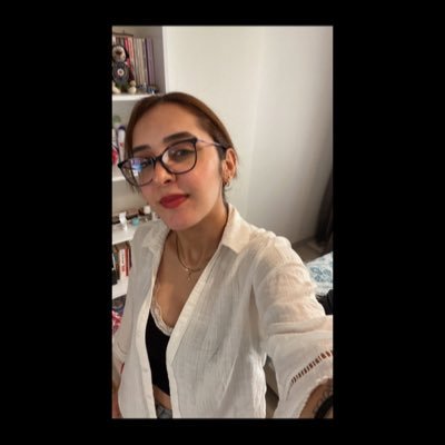 Gonulkzlgdk's profile picture. ''Ölsen haberi olmayacak birisine kırılmamalısın.''