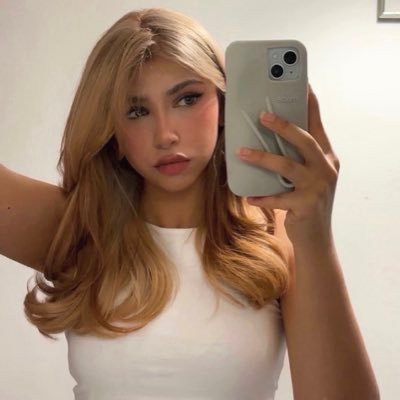 t_tahaniirw's profile picture. 