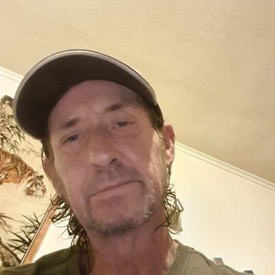 brent3232826805's profile picture. interested bystander