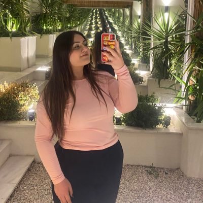 aleynauzumcuu's profile picture. 