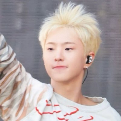 caratcorner's profile picture. voting acc