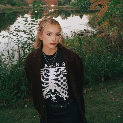 gothpudding's profile picture. 